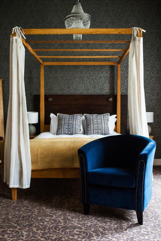The Blue Boar Hotel Witney Eksteriør billede