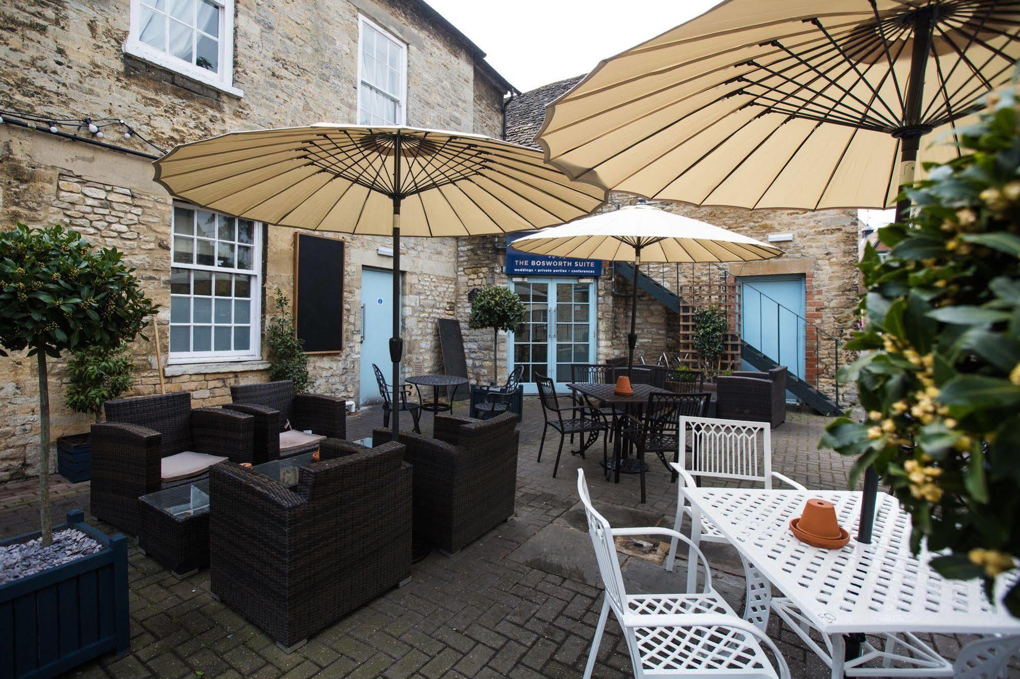 The Blue Boar Hotel Witney Eksteriør billede